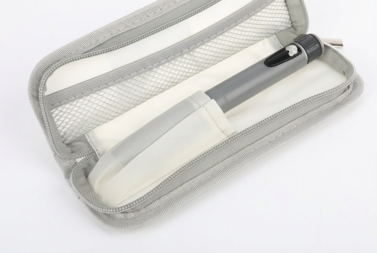 Reusable Dosing Pen + Carry Case Set view 2